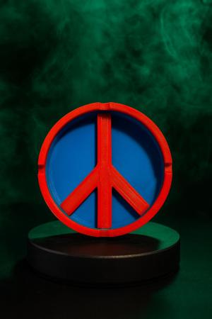 מאפרה פיס אנד לאב