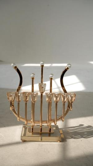 חנוכיית "נבל" קריסטל זהב