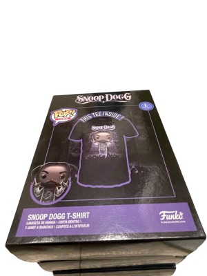 חולצה של סנופ דוג