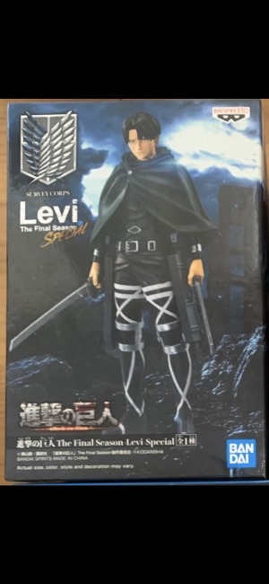 ליווי - אטק אוף טייטאנס