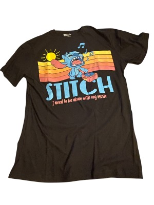 חולצה של סטיץ( שחורה )