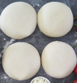 בצק מזונות 450 גרם- 40 כדורים