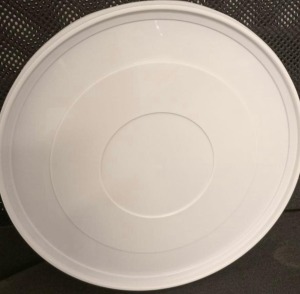 מכסה לדלי לבן