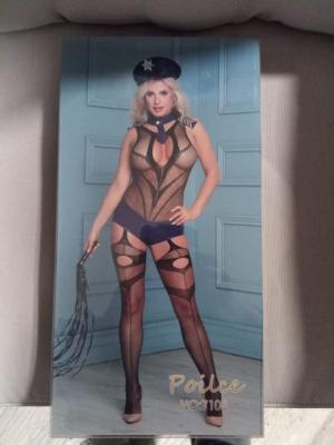 תחפושת שוטרת לאישה