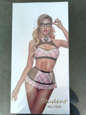 תחפושת סטודנטית