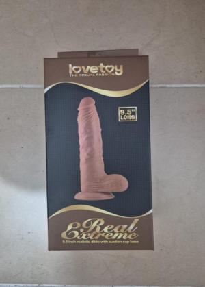 ריאליסטי 9.5 אינץ