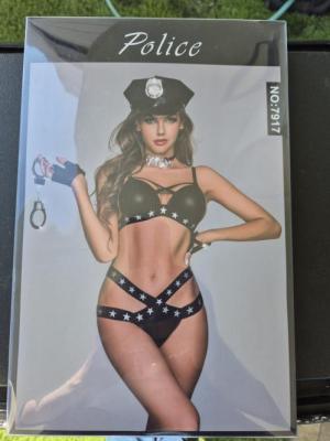 תחפושת לאישה שוטרת