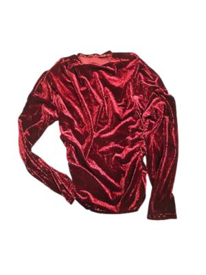 חולצת קטיפה צבע אדום יין