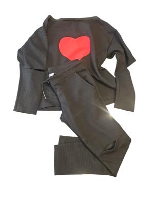 חליפת אימונים מיוחדת