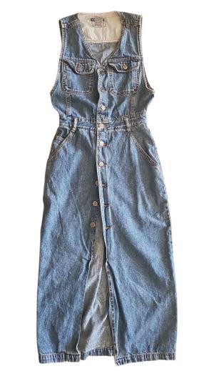 שמלת ג'ינס וינטג' ללא שרוולים