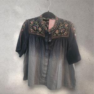 חולצה ZARA רקומה