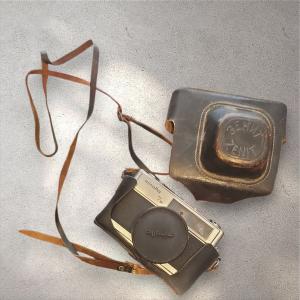 מצלמה וינטג'  MINOLTA