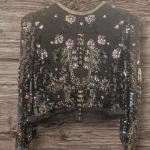 חולצת חרוזים עבודת יד