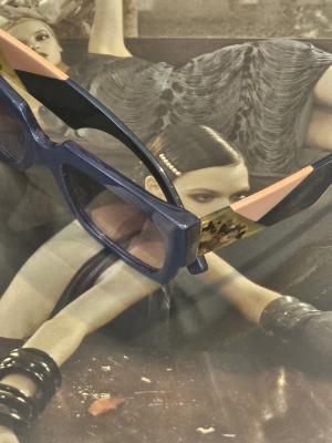 משקפי וינטג’ נייבי־ניוד