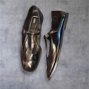 נעלי מרי ג'ינס שטוחות מבריקות ZARA