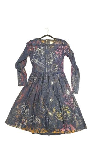 שמלת כפתורים תחרה כחולה