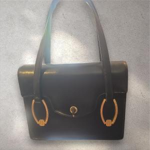 תיק עור וינטג'