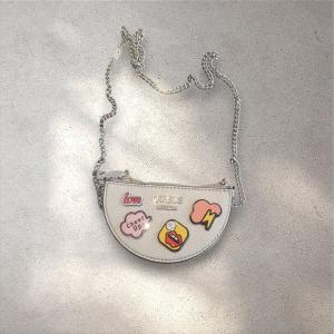 תיק קטנטן GUESS