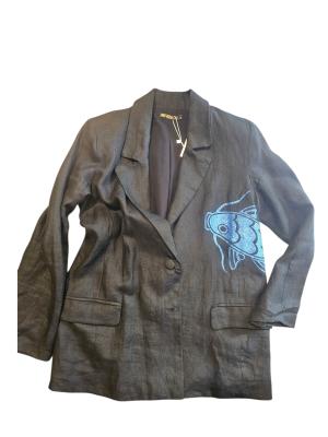 בלייזר  Lara Rosnovsky