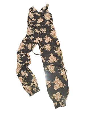 אוברול פרחוני נעים