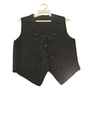 וסט וינטג' שחור רקום עם חרוזים