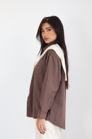 מכופתרת צעיף חום