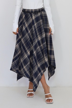 חצאית סקוטית כחולה