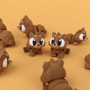 גור דובי (Bear cub)