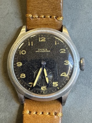 DOXA - Anual anti magnetique,rare army black case,40th,36mm