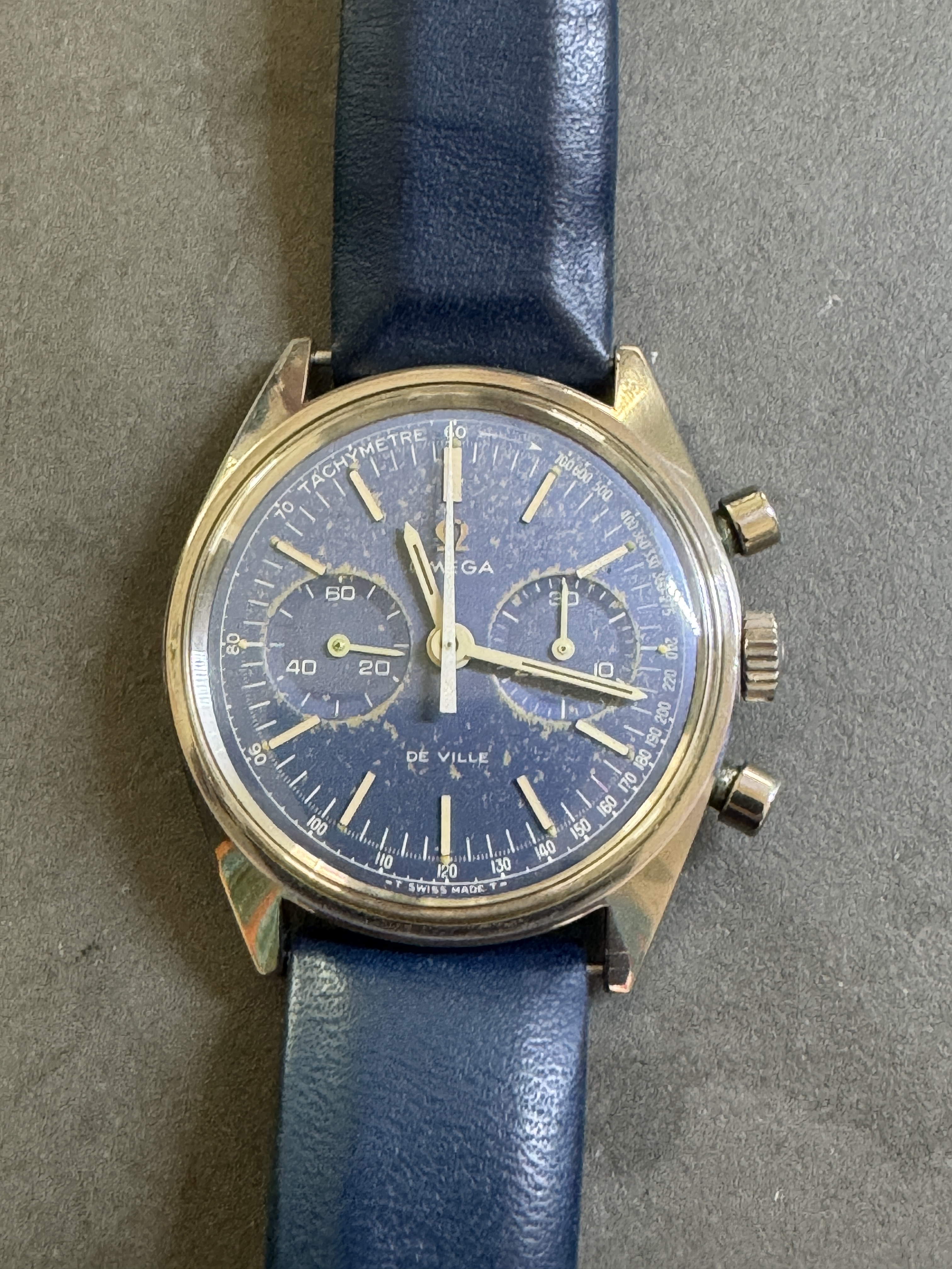 OMEGA - Devile chronograph, manual, cal 860, 35mm, 145.017, 70th