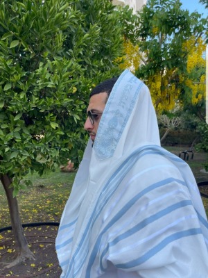 טלית חתנים תכלת