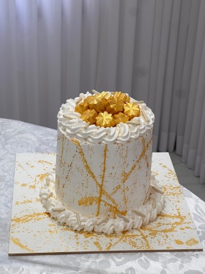 עוגת יום הולדת