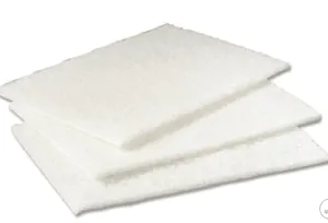 סקוטש לבן עדין משובח – לא שורט במידה 15.2×22.8 ס"מ Scotch-Brite™ Delicate Surface