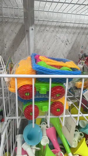 משאית לילדים לבריכה \ לים
