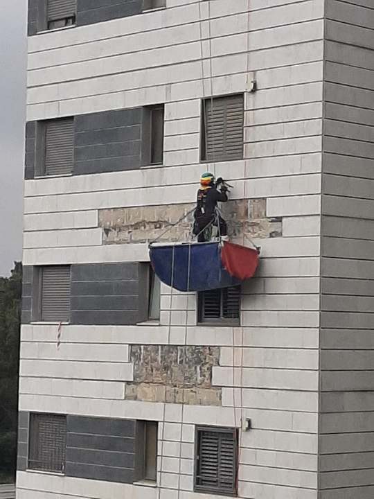 שיקום קיר שליכט, צבע ושפכטל