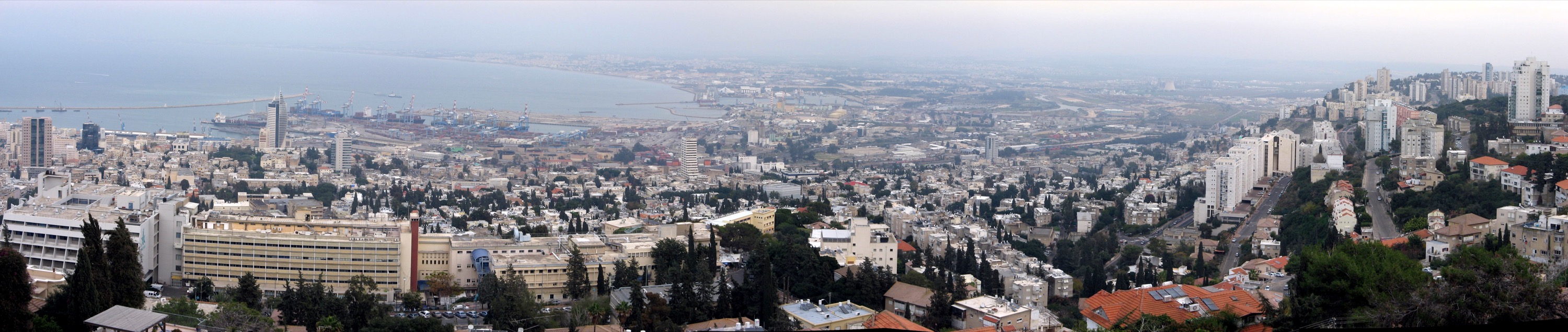 מבט פנורמי על מפרץ חיפה