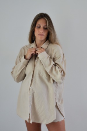 מכופתרת אוברסייז קלאסית | אופוויט