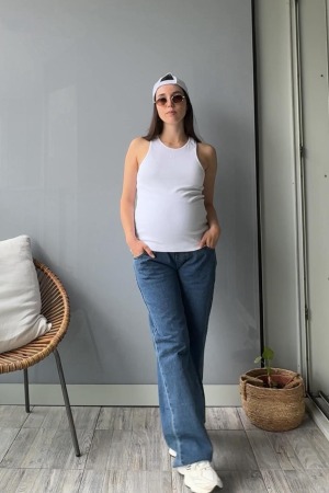 ג’ינס הריון סטרייט עם סיומת פרומה | כחול