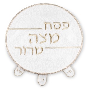 כיסוי פסח ברוקרט עם רקמה זהב