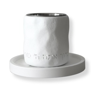 גביע קידוש בטון לבן