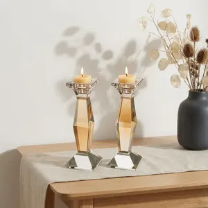 פמוטי קריסטל גבוהים