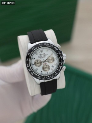 רולקס רצועת עור רקע לבן