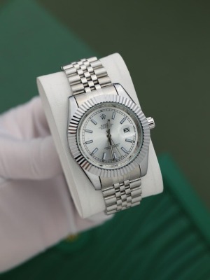 רולקס כסף בהיר