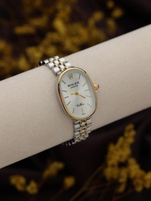 רולקס אליפסה-לבן