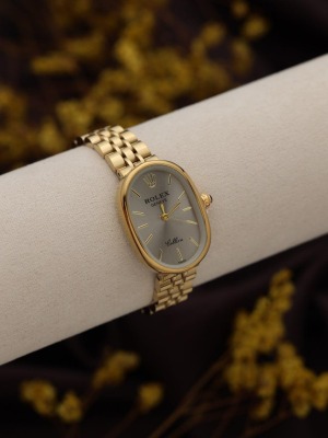 רולקס אליפסה-אפור